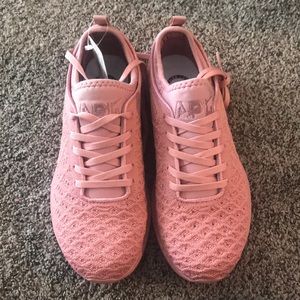 Lululemon APL shoes